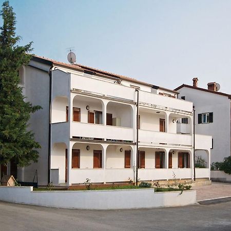 Apartments Ava Пореч Екстер'єр фото