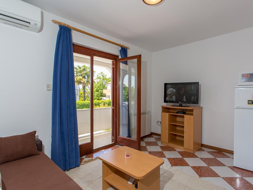 Apartments Ava Пореч Екстер'єр фото