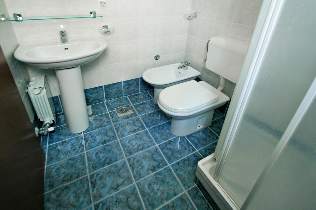 Apartments Ava Пореч Екстер'єр фото