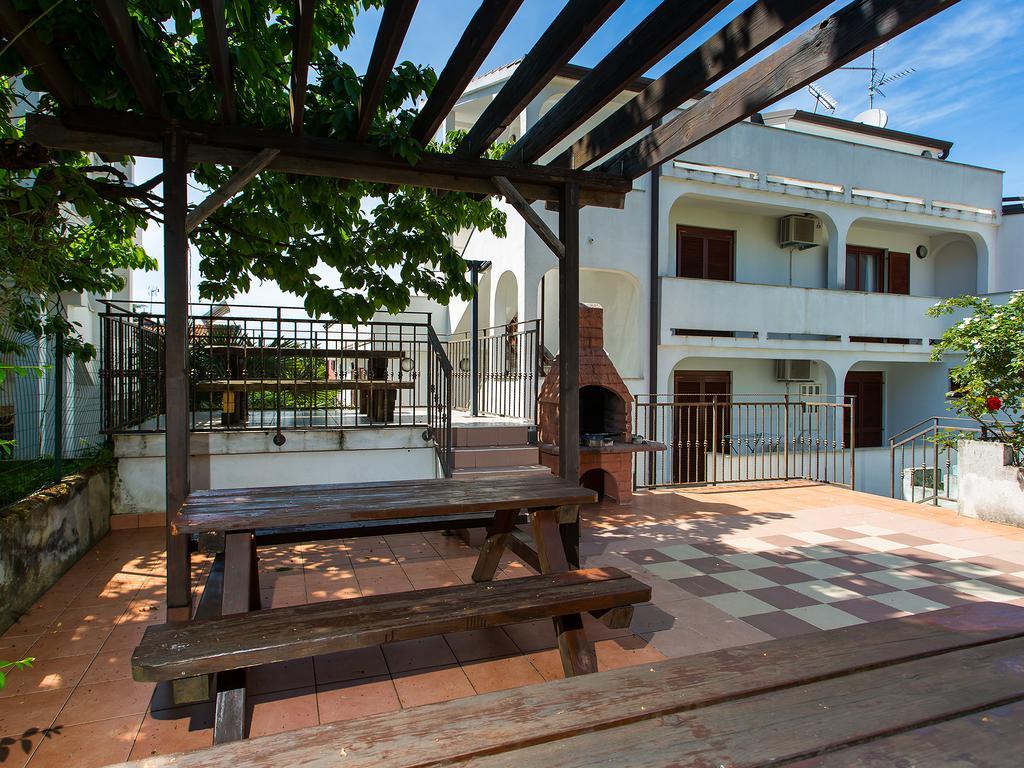 Apartments Ava Пореч Екстер'єр фото