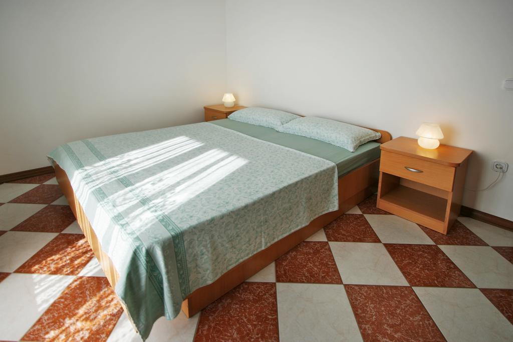 Apartments Ava Пореч Екстер'єр фото