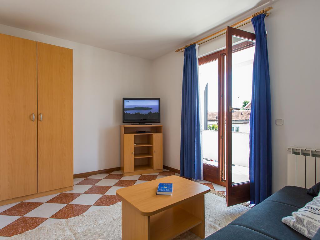 Apartments Ava Пореч Екстер'єр фото