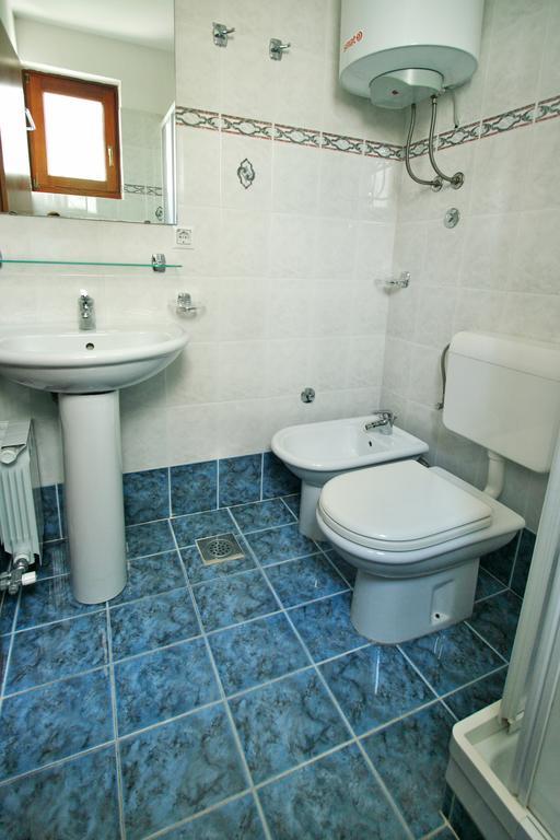 Apartments Ava Пореч Екстер'єр фото